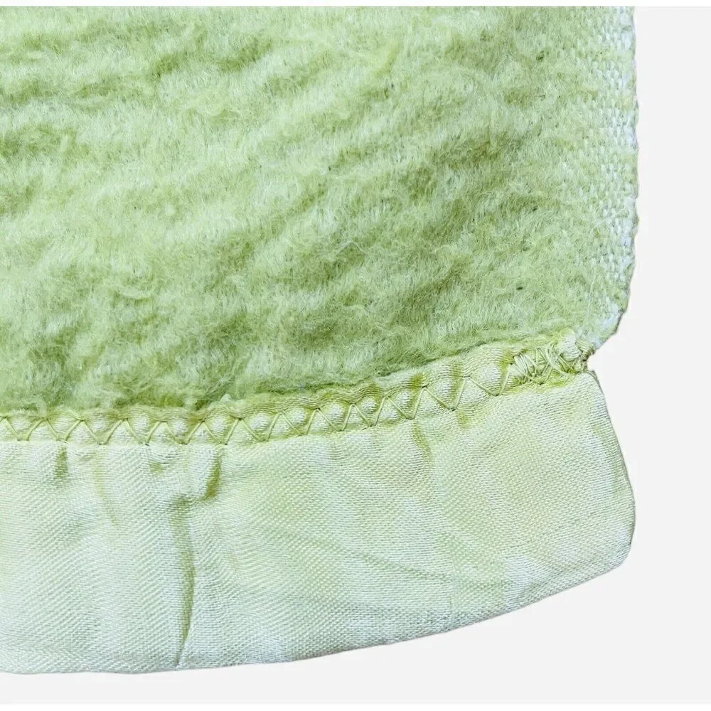 Vintage Light Green Satin Edge Blanket 80 x 66 Unique Color Bed Throw Warm Cozy